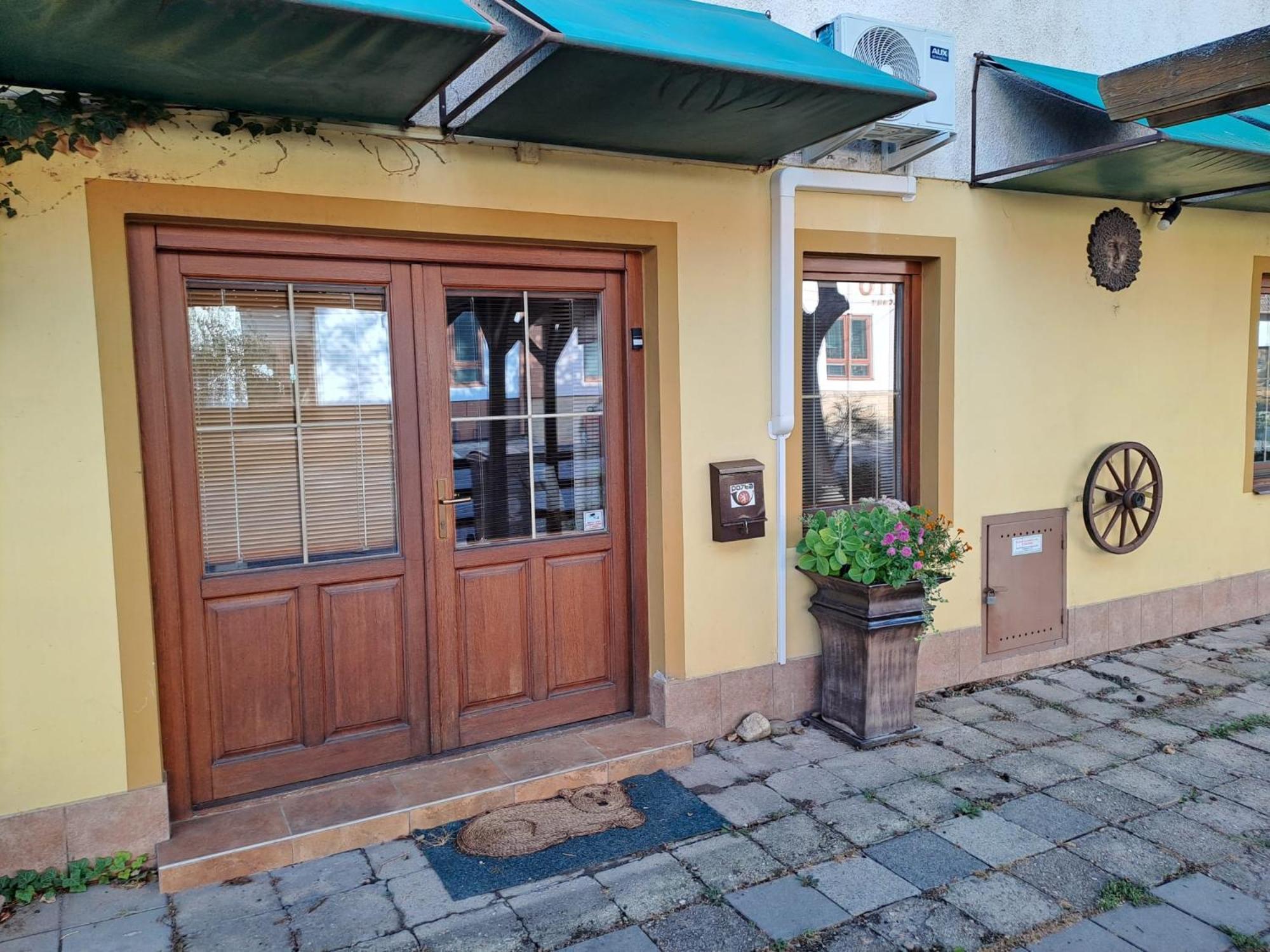 Apartman Romana Postorna Zewnętrze zdjęcie